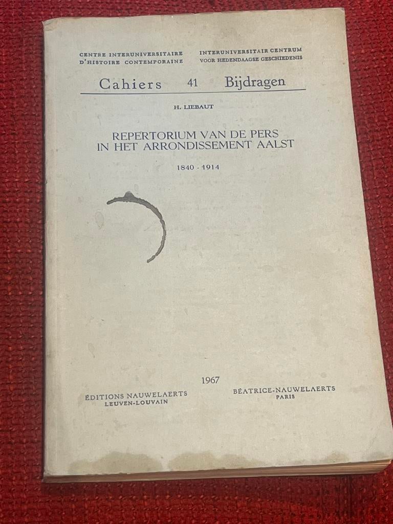 Boek Aalst Repertorium Van De Pers In Het Arrondissement, Boeken, Ophalen, Zo goed als nieuw