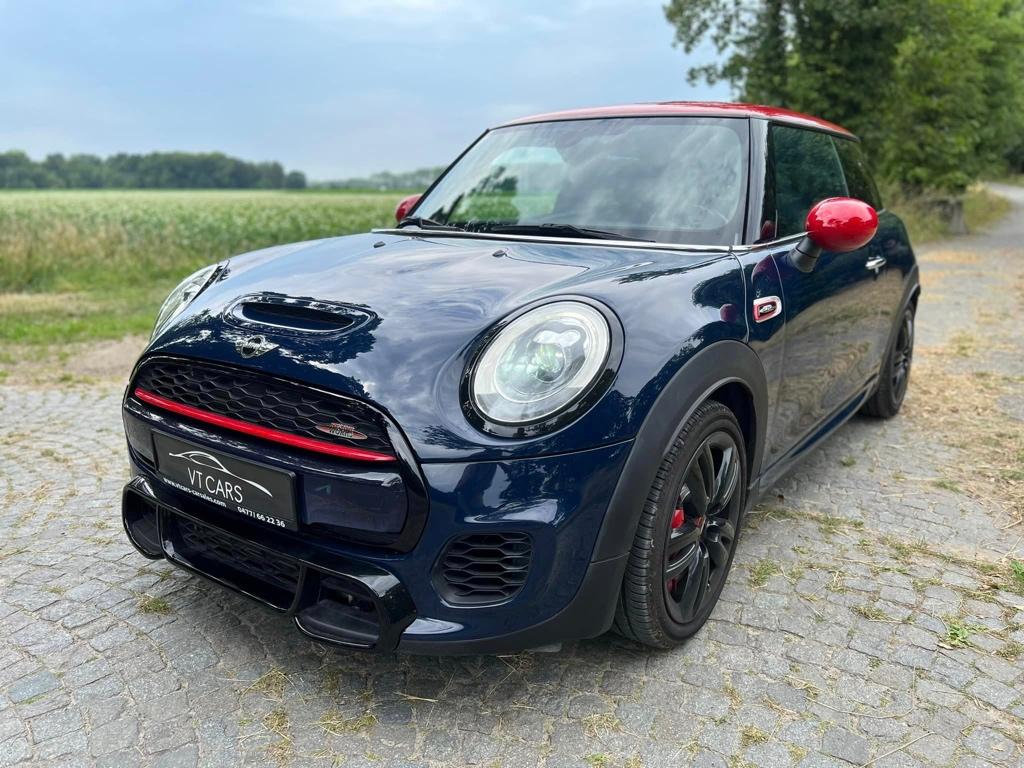 Mini JOHN COOPER WORKS / 231 PK / FULL LED / NAVI / AUTOMAAT, 4 cilinders, Blauw, 170 kW, Leder