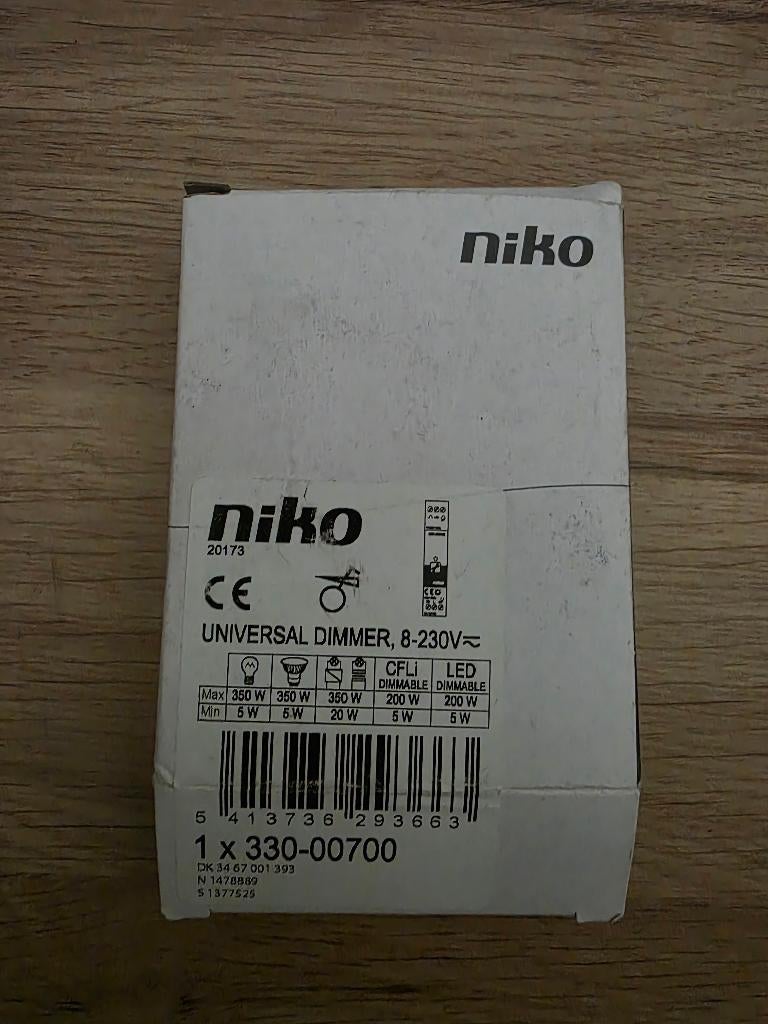 Nieuwe Niko universele modulaire dimmer 330-00700, Enlèvement ou Envoi, Neuf, Autres types