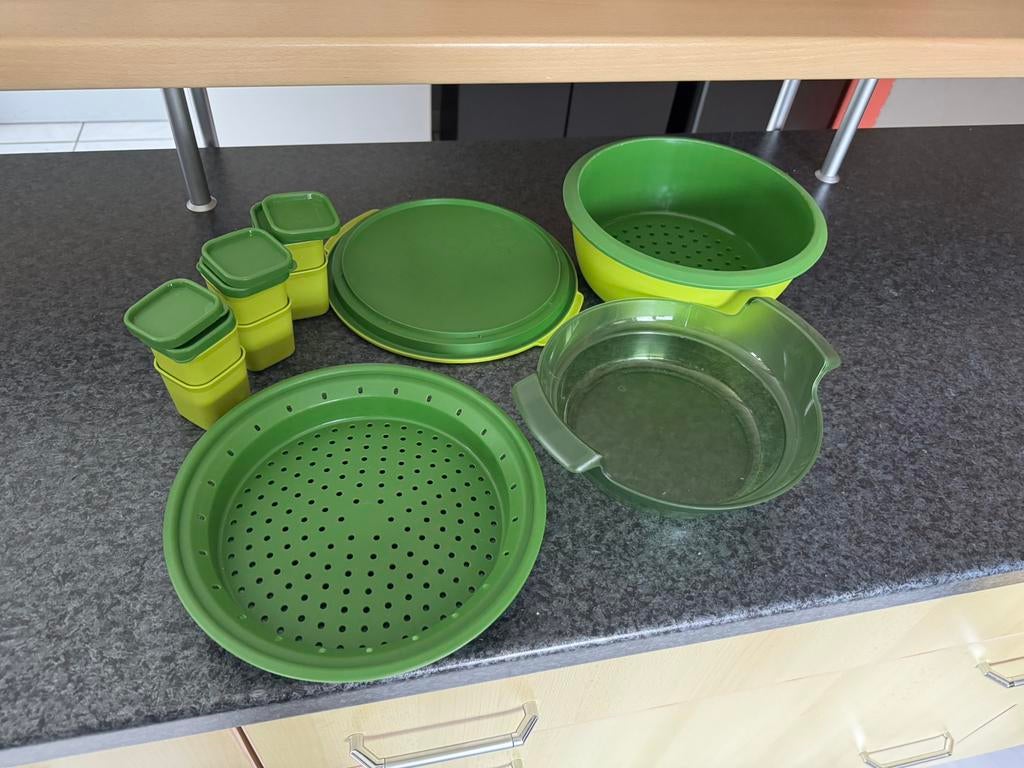 Tupperware 101 Micro Gourmet + 6 ramequins et recettes, Enlèvement, Comme neuf