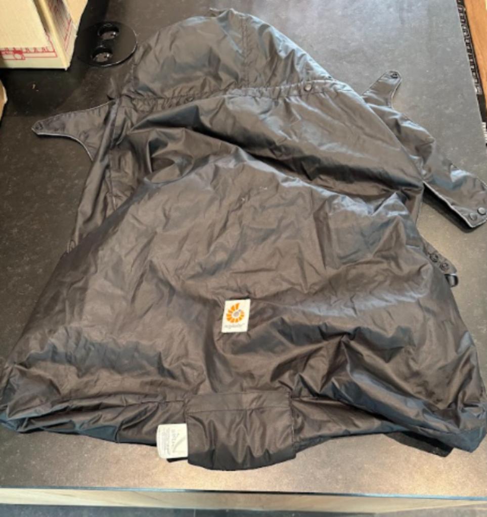Portage ErgoBaby + imperméable, Enlèvement, Utilisé, Ventre ou Dos, Porte-bébé