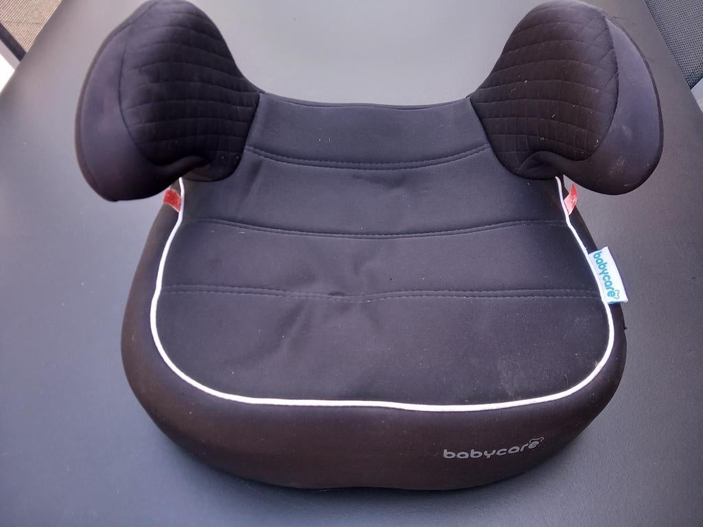 Autostoel verhoger babycare nieuwstaat, Kinderen en Baby's, Autostoeltjes, Ophalen, Zo goed als nieuw