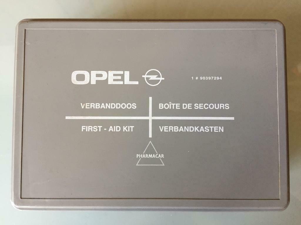 Trousse de secours vintage Opel 170 -120 - 55 mm voir descri, Enlèvement ou Envoi, Comme neuf