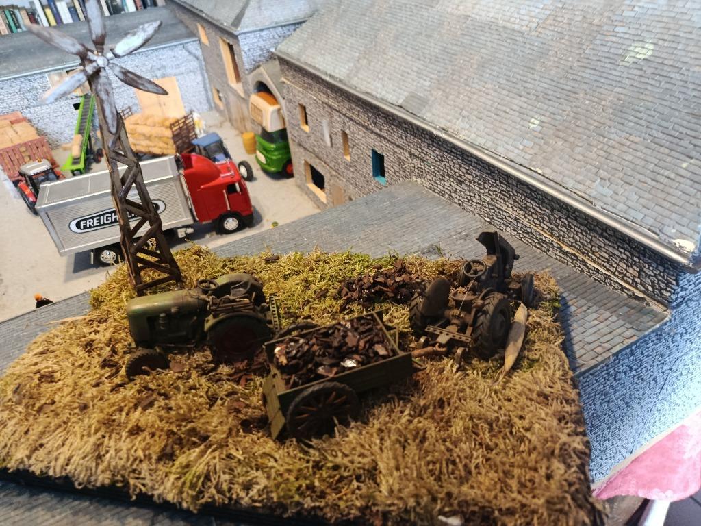 Diorama oude tractoren 35 x 20 cm, Ophalen of Verzenden, Gebruikt, Tractor of Landbouw, SIKU