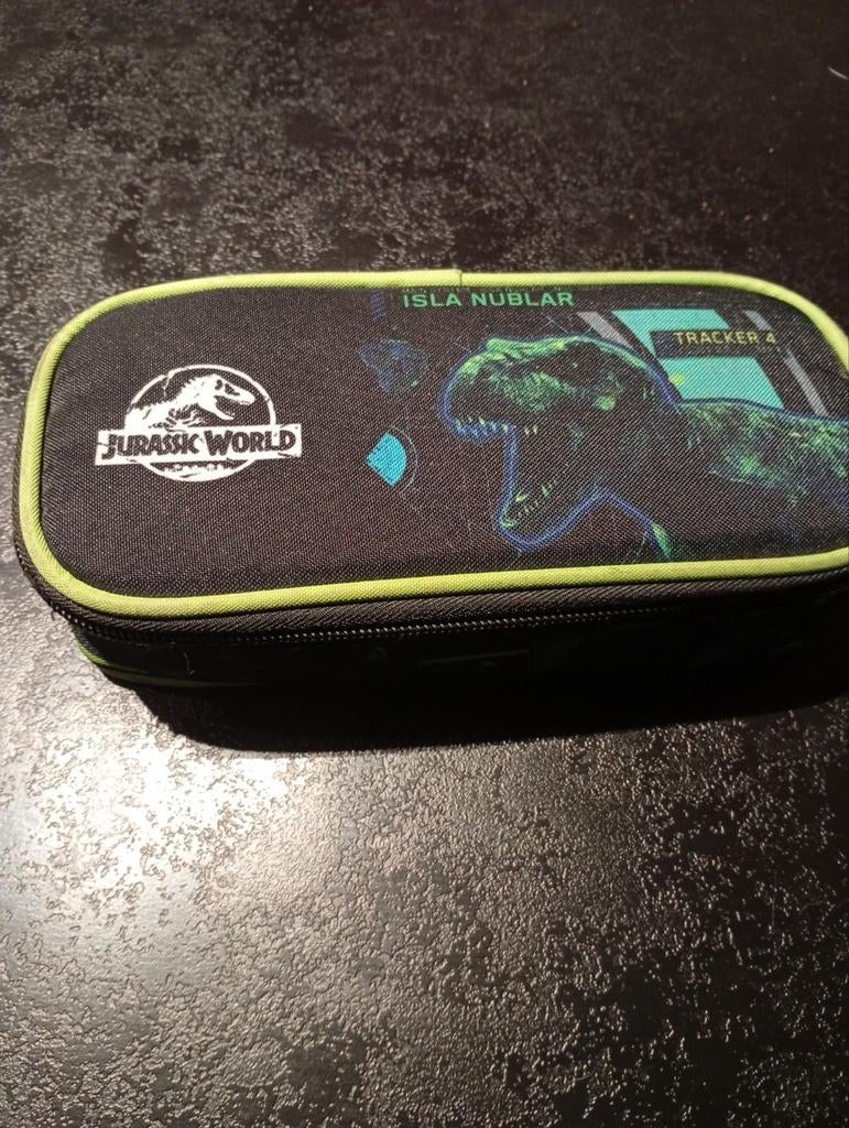Plumier Jurassic world, Divers, Fournitures scolaires, Enlèvement ou Envoi, Comme neuf