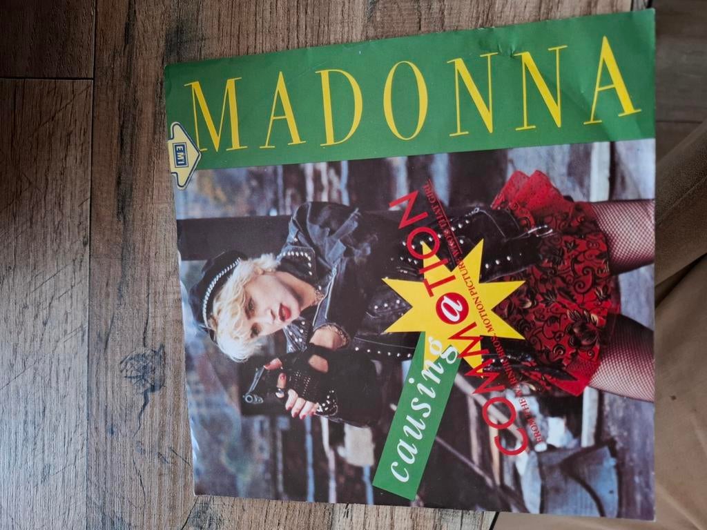 Madonna : causing a commotion, Cd's en Dvd's, Vinyl Singles, Verzenden