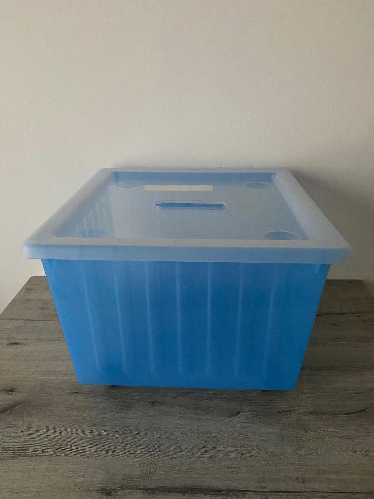 Ikea vessla opbergbak 39x39 cm met deksel - 2 stuks, Ophalen, Zo goed als nieuw