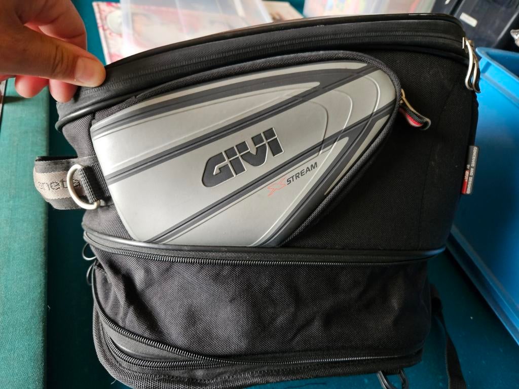 Givi x stream tanktas, Enlèvement ou Envoi, Utilisé