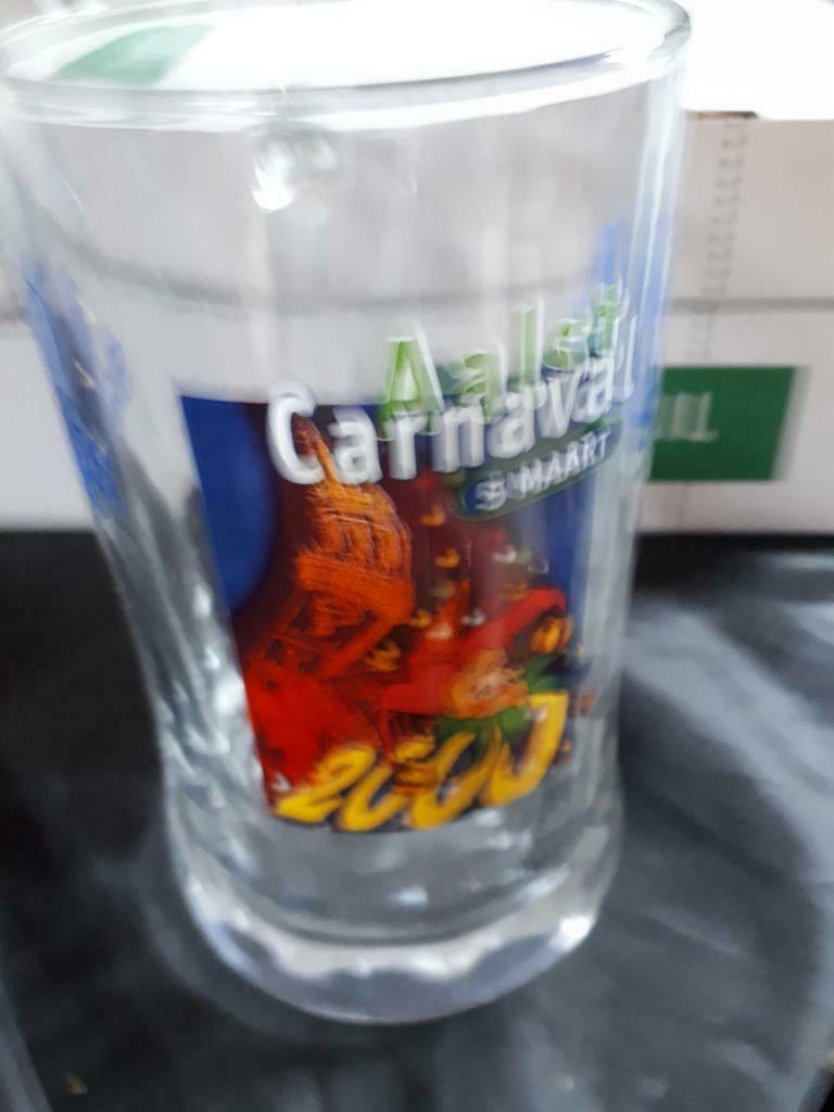 Bierglas Aalst carnaval 5 maart 2000, Ophalen, Bierglas