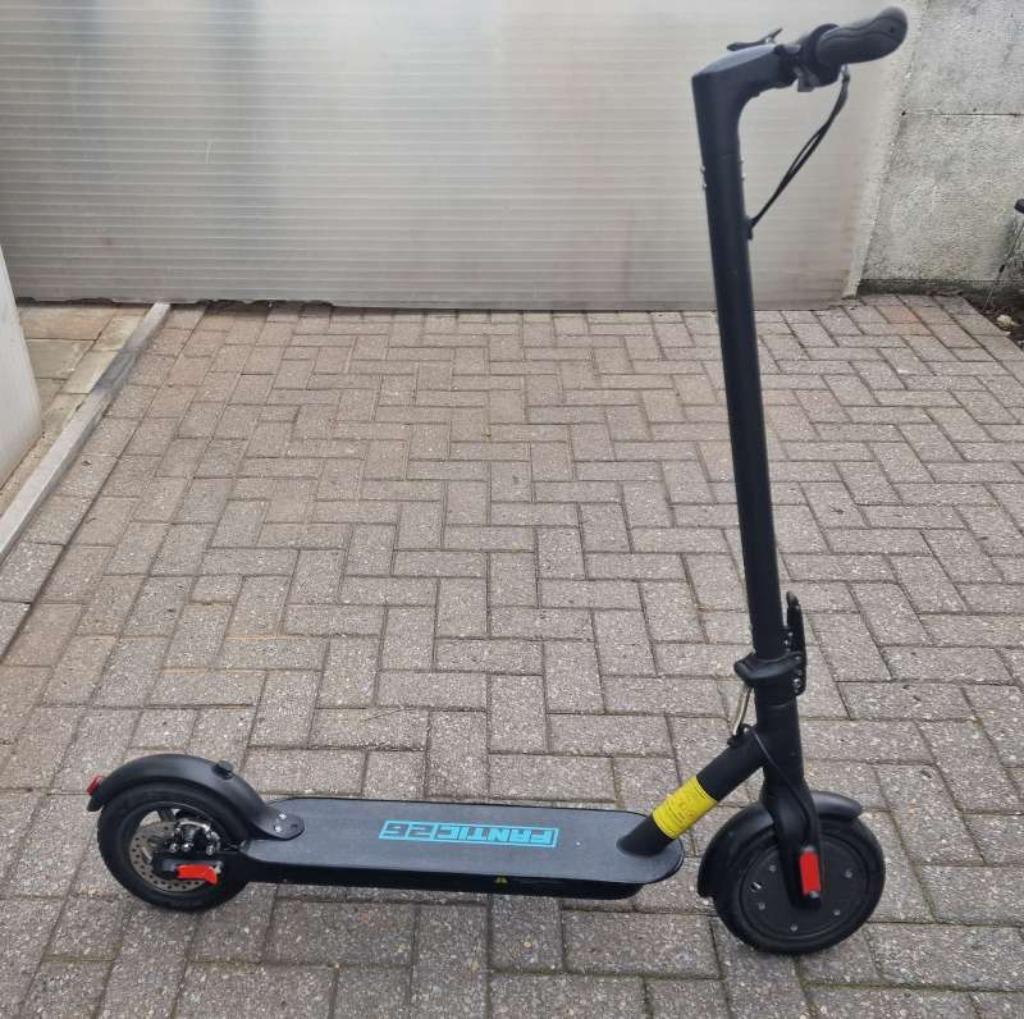 E-step, Enlèvement, Comme neuf, Step électrique (E-scooter)