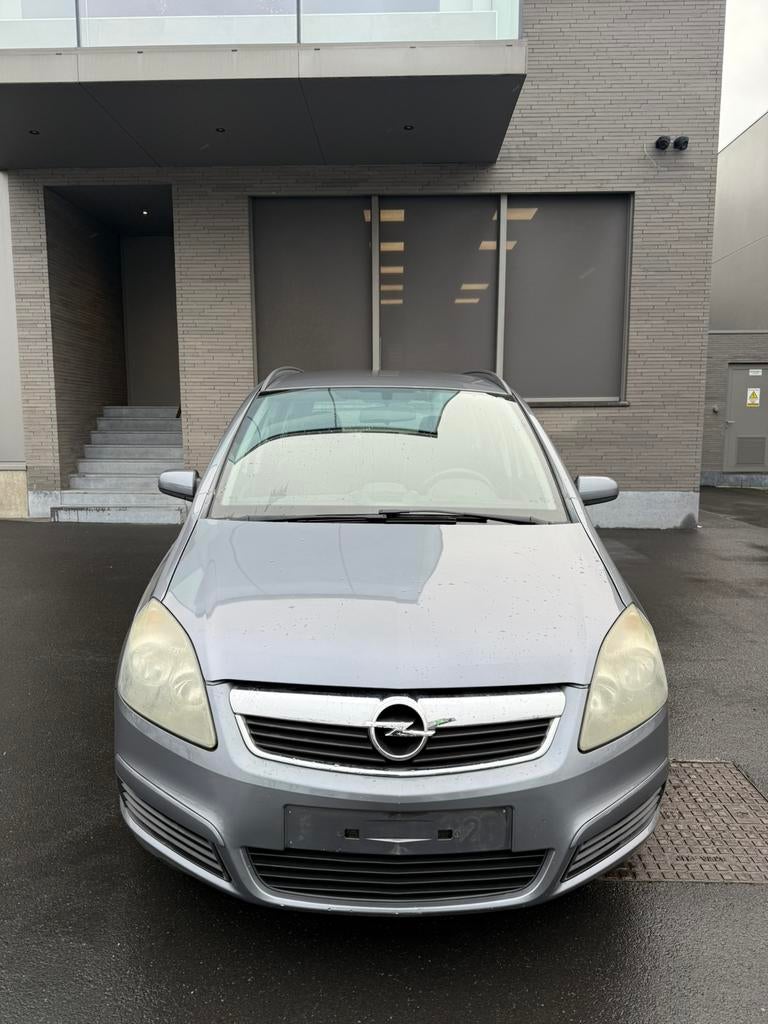 Opel Zafira/7 places/1.9 gazole/169 000 km/88 kW/2006, Autos, Argent ou Gris, Achat, Entreprise, 7 places