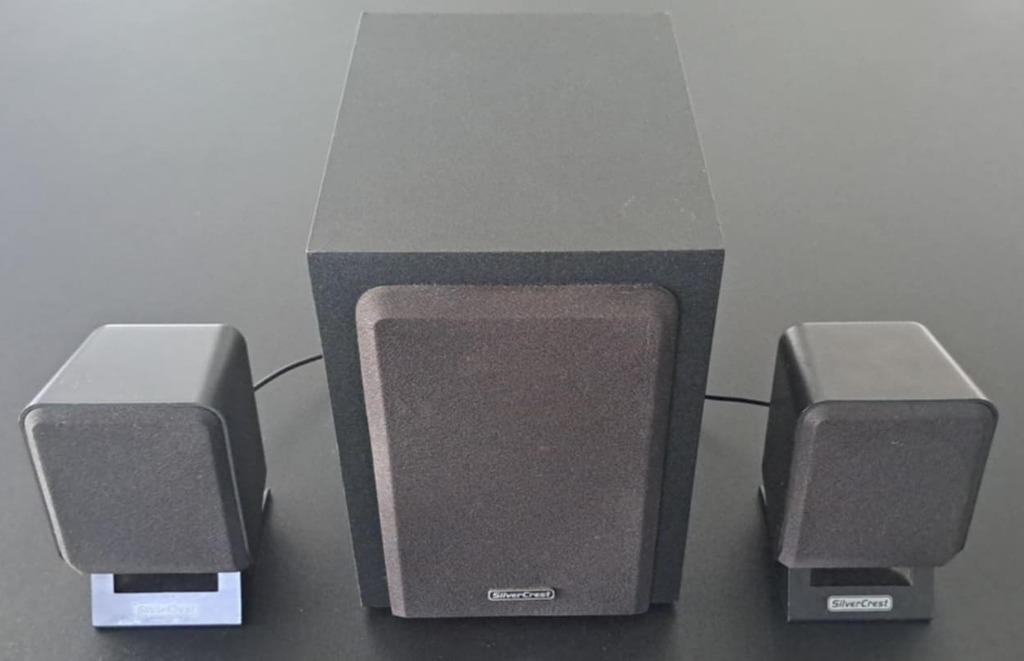 Lot 2.1 speaker sets (apart verkrijgbaar), Informatique & Logiciels, Enlèvement ou Envoi, Utilisé, Canal audio 2.1, Silvercrest
