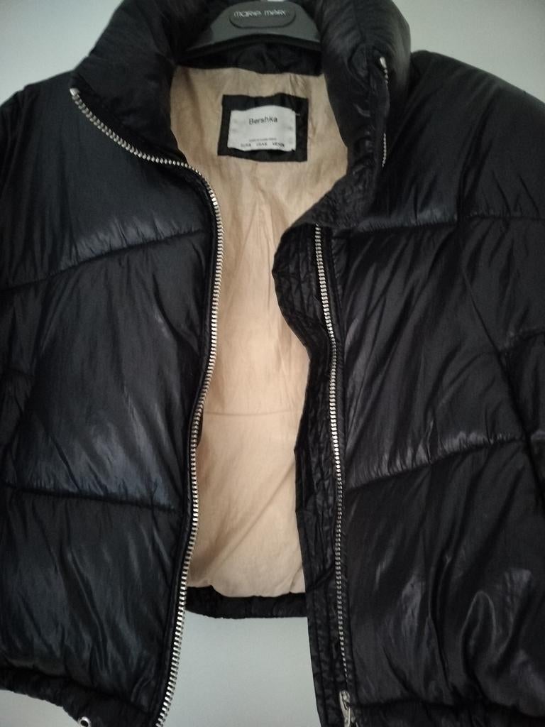 Bershka warme zwarte vest medium, Ophalen of Verzenden