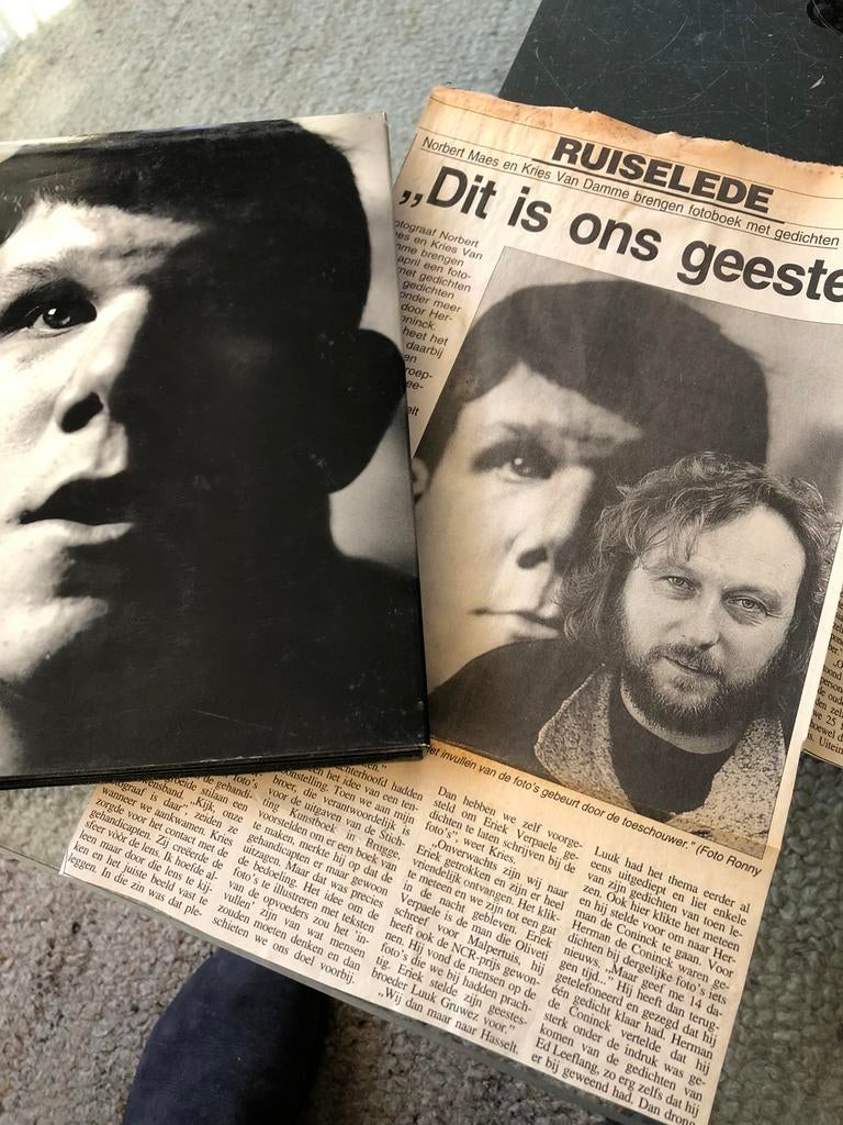 Kunstboek fotografie en poëzie over bijzondere mensen, Verzenden, Zo goed als nieuw, Meerdere auteurs