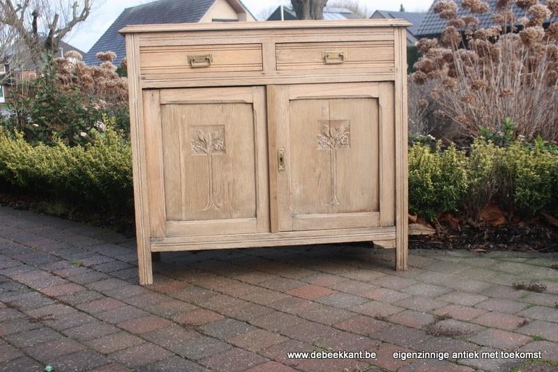 Retro vintage antieke oude eiken kast opgekuist, Ophalen of Verzenden