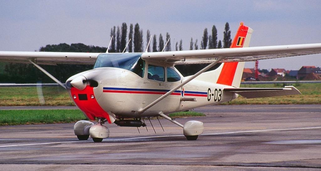 RIJKSWACHT CESSNA 182 R SKYLANE  1/72, Verzenden, Rijkswacht, Miniatuur of Beeldje