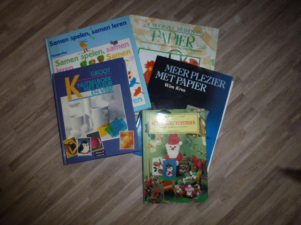 knutselboeken, Ophalen, Zo goed als nieuw