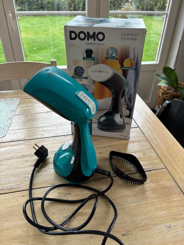 Kledingstomer inclusief originele verpakking, Elektronische apparatuur, Stoomapparaten, Ophalen, Zo goed als nieuw, Kledingstomer