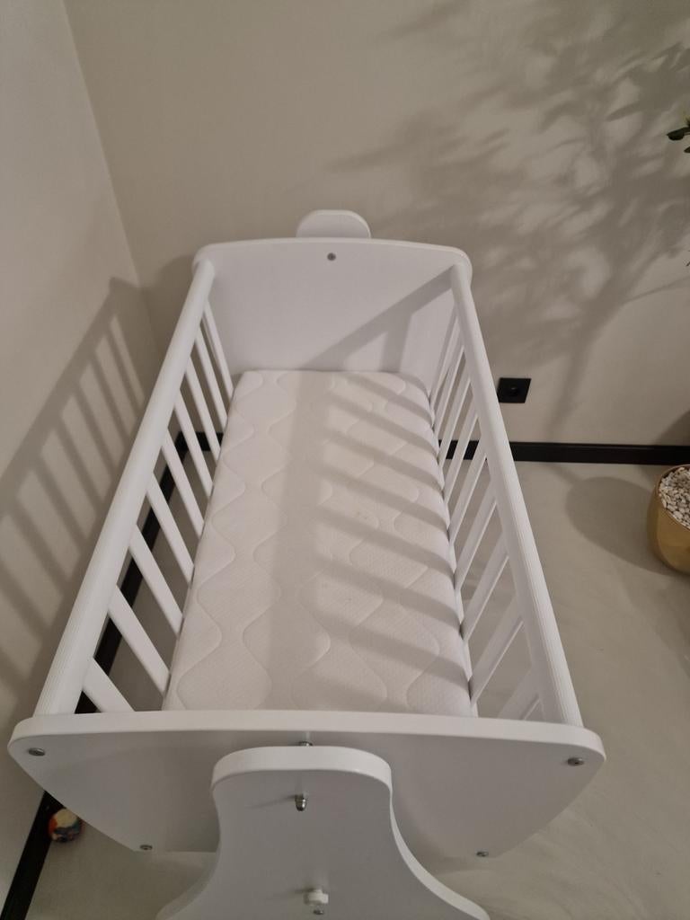 Babybed, Enlèvement