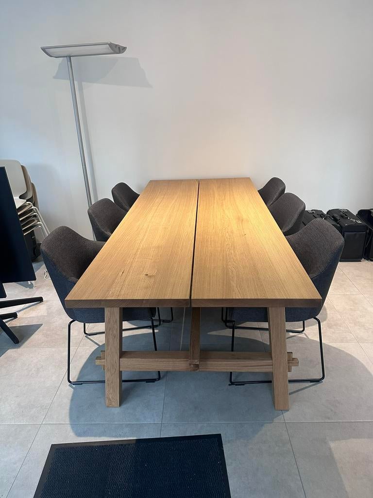 Grote houten tafel met 6 stoelen, Huis en Inrichting, Ophalen, Zo goed als nieuw