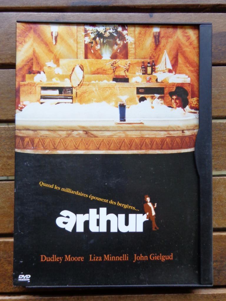 )))  Arthur  //  Dudley Moore / Liza Minnelli  (((, Tous les âges, Enlèvement ou Envoi, Utilisé, Comédie romantique