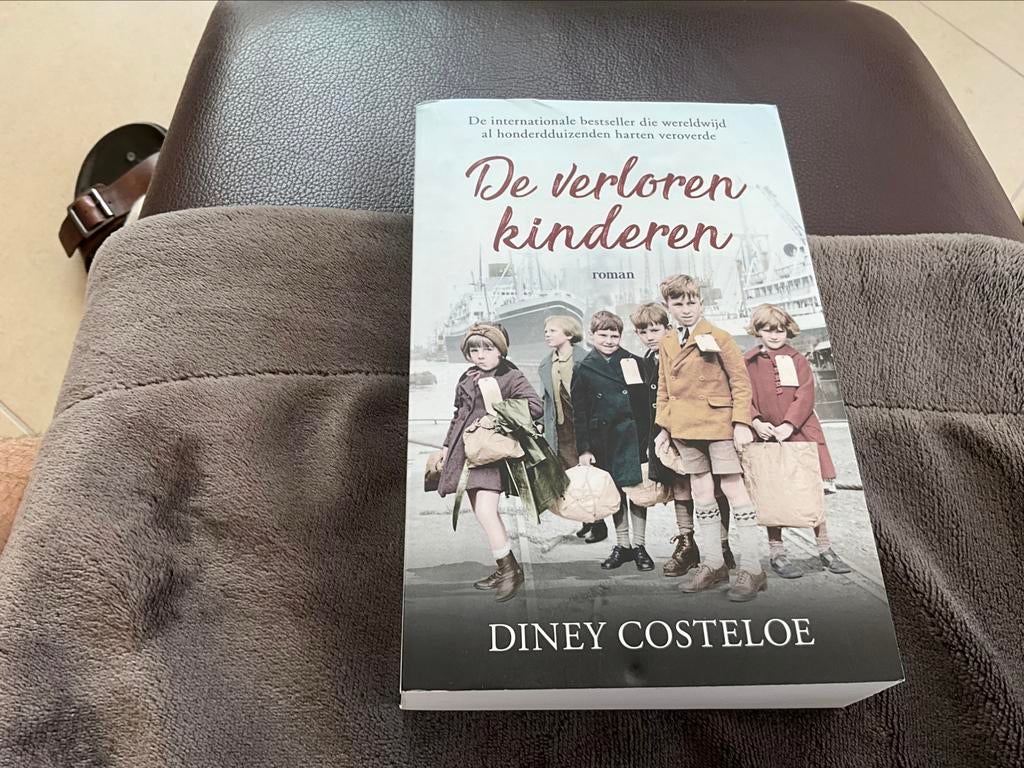 Een Roman  , De Verloren Kinderen, Enlèvement ou Envoi, Neuf, Pays-Bas