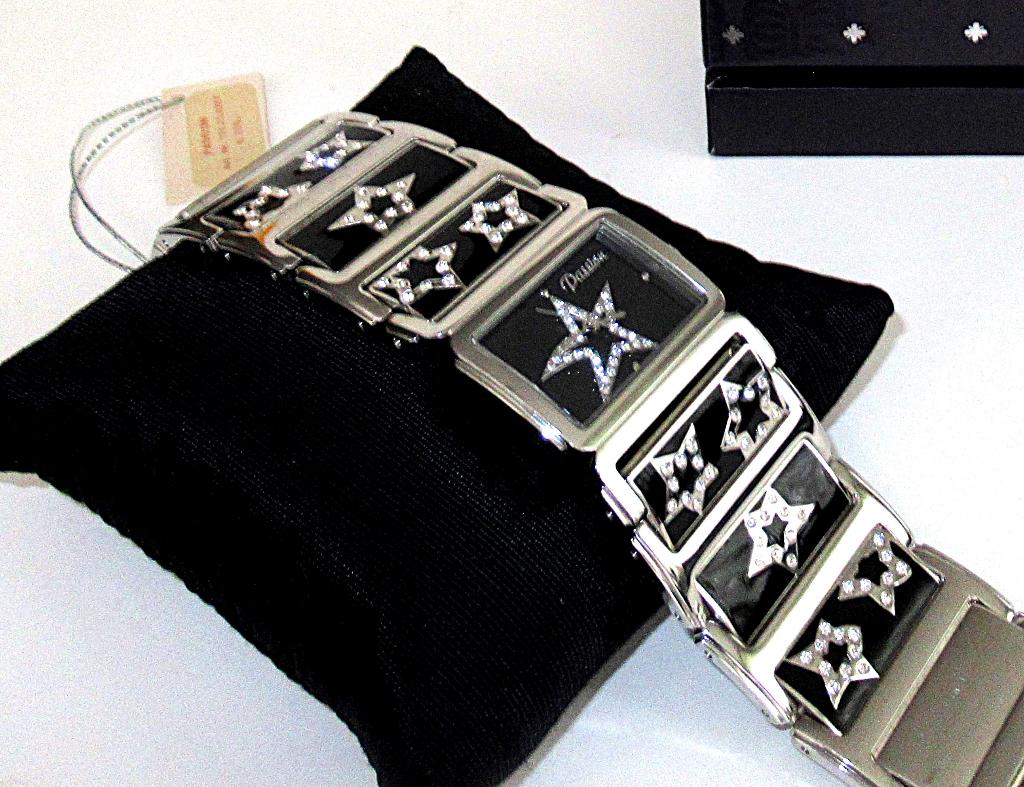 Nouvelle montre-bracelet ornée de cristaux Swarovski., Enlèvement ou Envoi, Neuf
