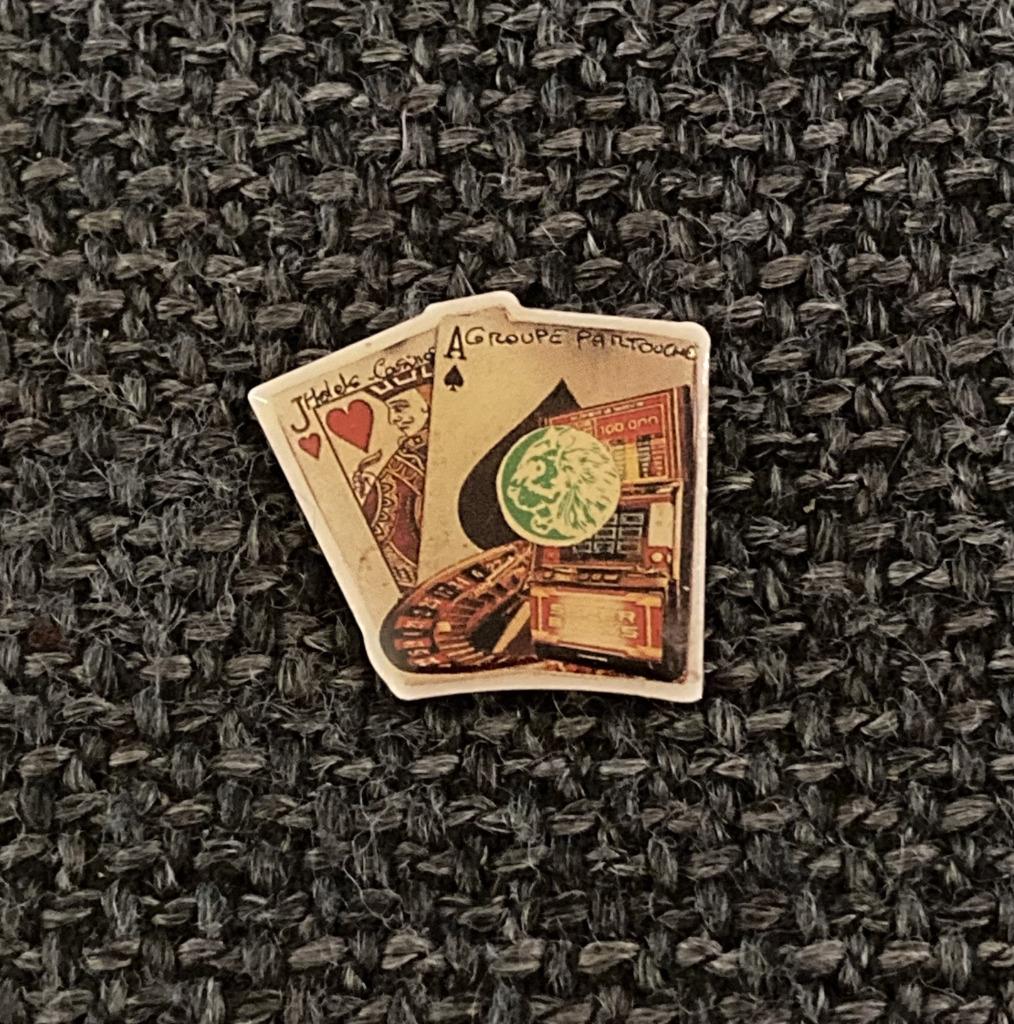 PIN - GROUPE PARTOUCHE - CASINO - ROULETTE, Verzenden, Gebruikt, Overige onderwerpen, Speldje of Pin