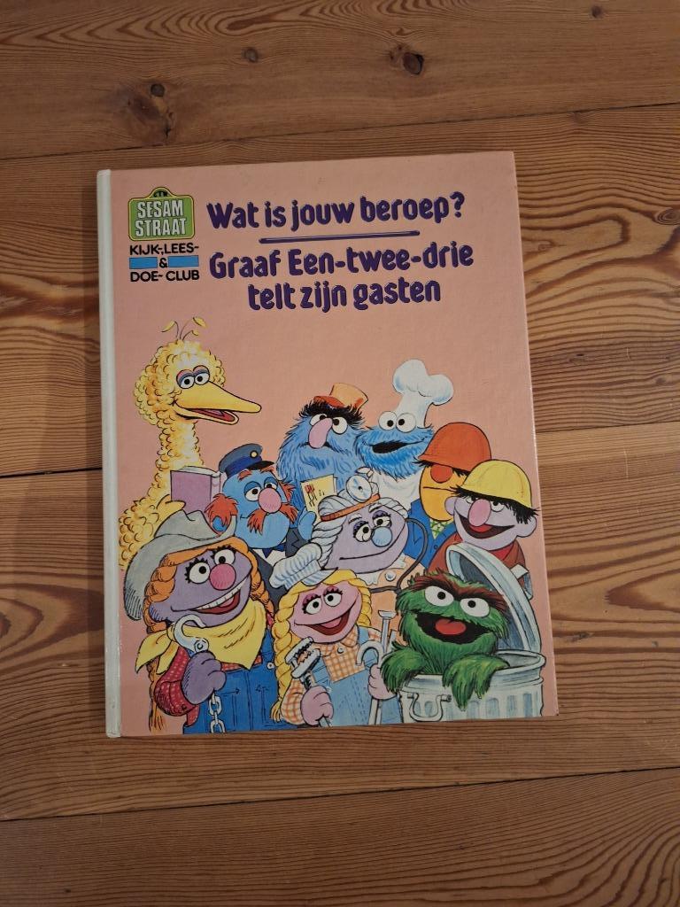 Boek Sesamstraat met 2 titels Lekturama, Fictie algemeen, Jongen of Meisje, Ophalen of Verzenden, Zo goed als nieuw