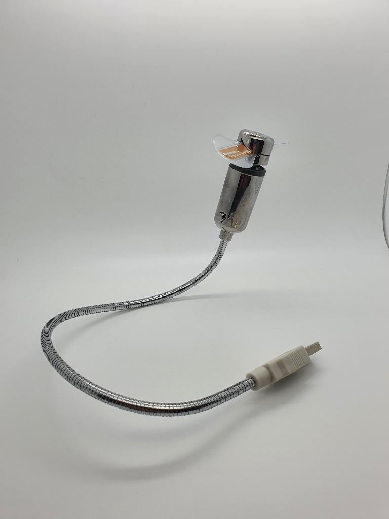 USB-Ventilator met klok – super gadget!, Huis en Inrichting, Woonaccessoires | Klokken, Nieuw, Overige typen, Analoog, Ophalen of Verzenden