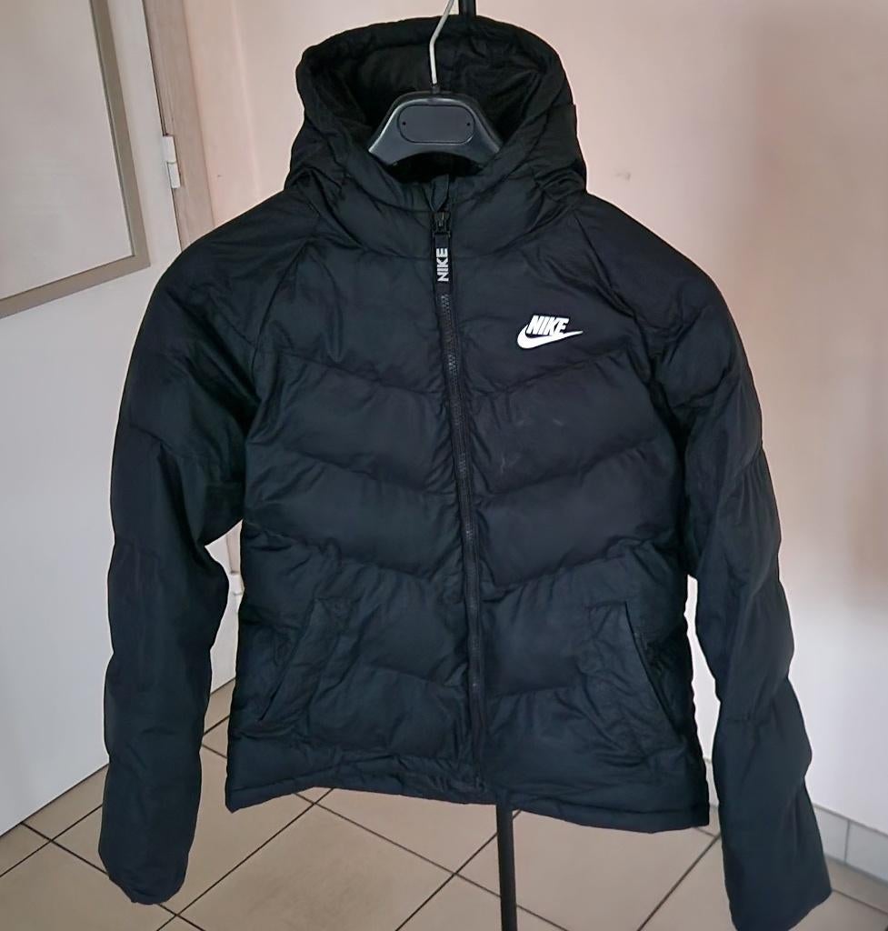 Winterjas👍NIKE👍NIEUWE👍100% Warm en 100%winddicht👍, Kleding | Dames, Jassen | Winter, Zwart, Nike, Nieuw, Ophalen of Verzenden