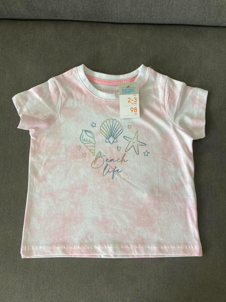Nouveau t-shirt Primark taille 98, Neuf, Enlèvement ou Envoi, Chemise ou À manches longues, Primark