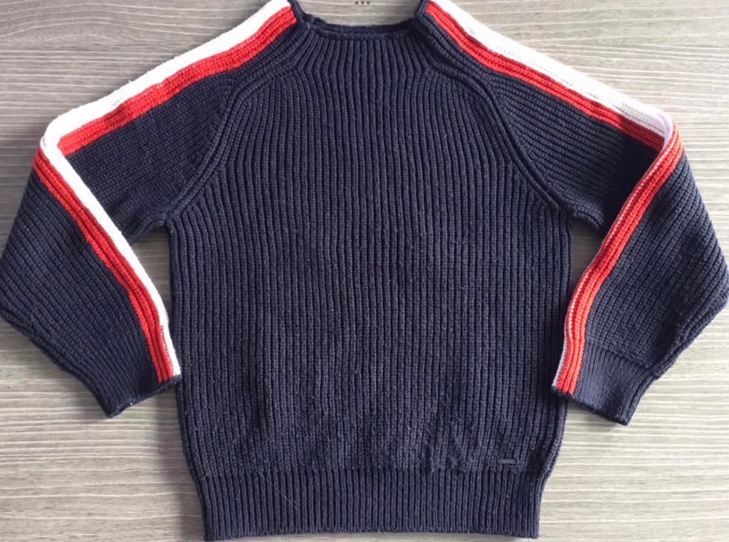Mayoral nukutavake, pullover maat 10, Kinderen en Baby's, Kinderkleding | Maat 140, Ophalen, Zo goed als nieuw, Jongen