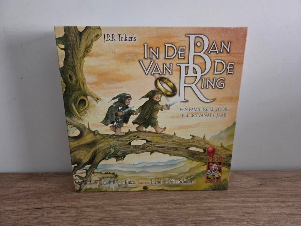 In de Ban van de Ring : Familiespel van 999 games, Hobby en Vrije tijd, Ophalen of Verzenden