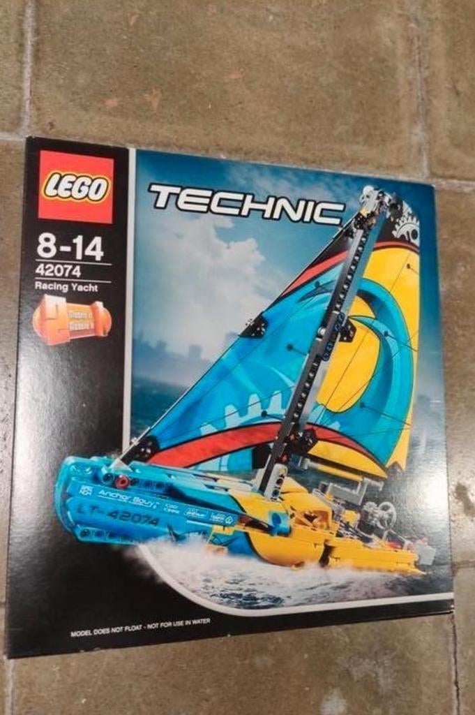Lego Technic racejacht 42074