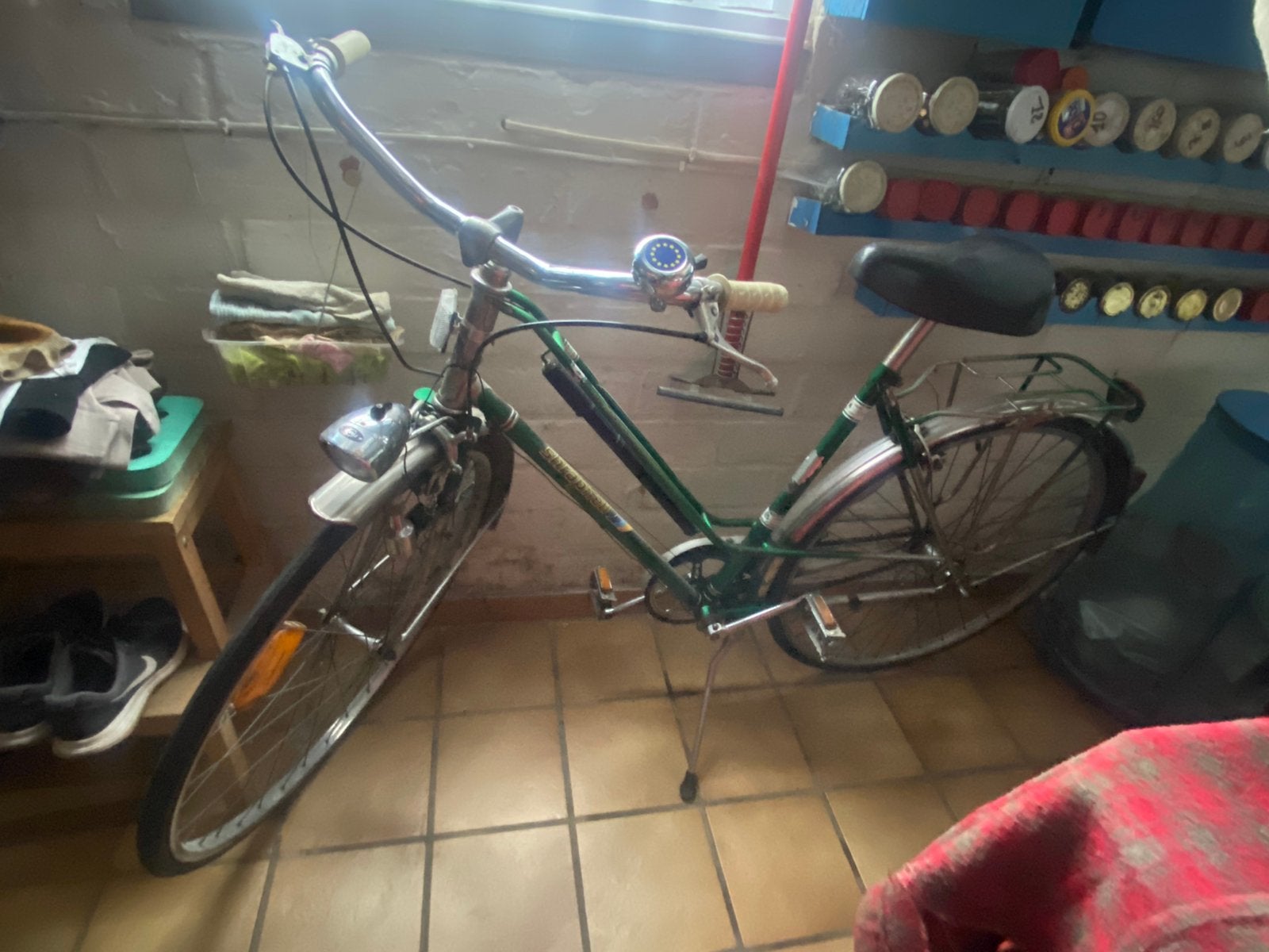 Damensfiets-kotfiets, Ophalen