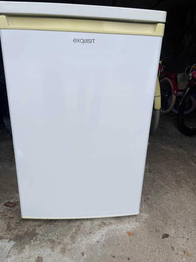 Koelkast exquisit 130l, Elektronische apparatuur, Ophalen, Zo goed als nieuw
