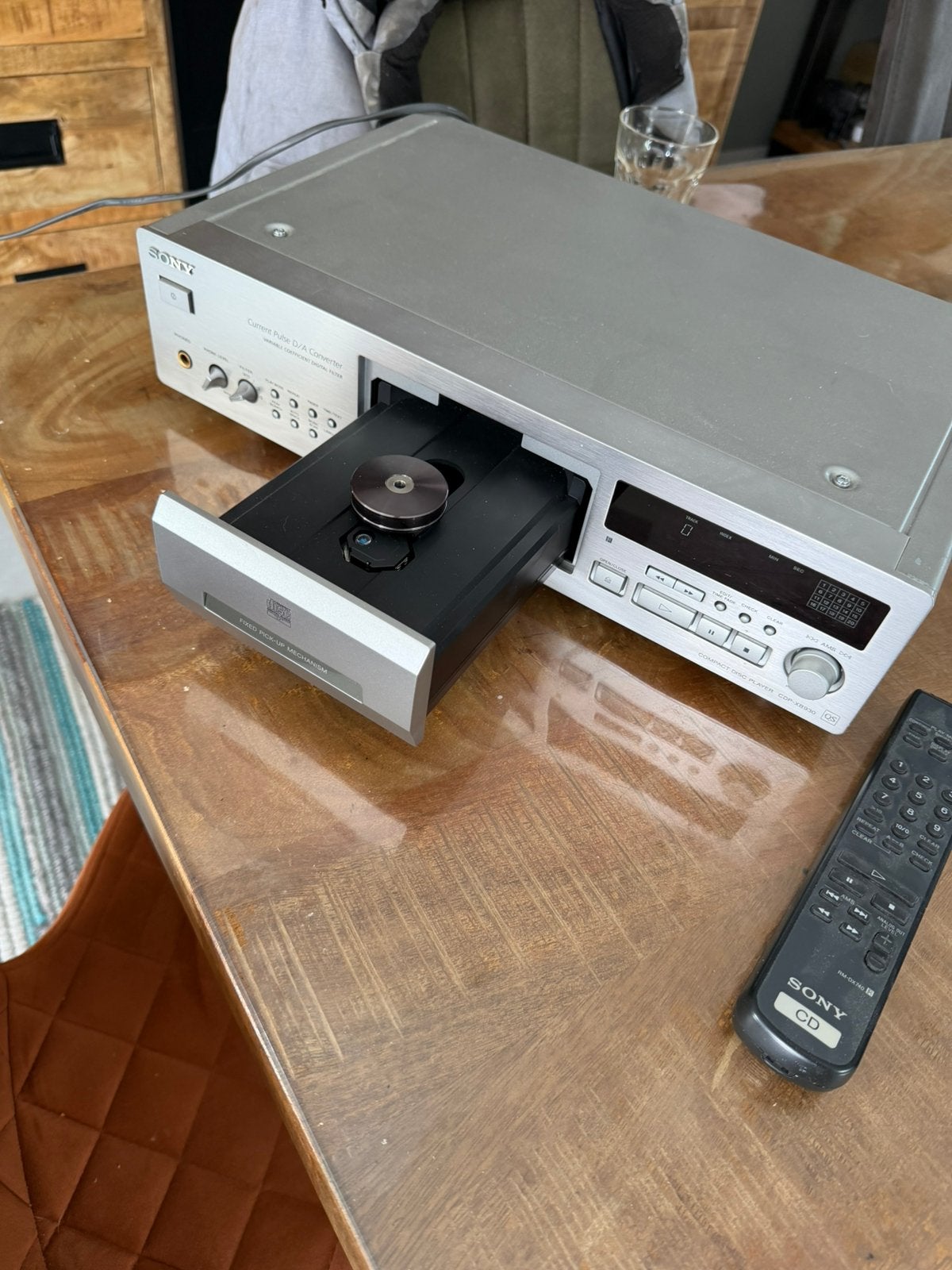 Sony CDP-XB930 qs cd speler top staat zilver, Audio, Tv en Foto, Cd-spelers, Ophalen of Verzenden, Zo goed als nieuw, Sony
