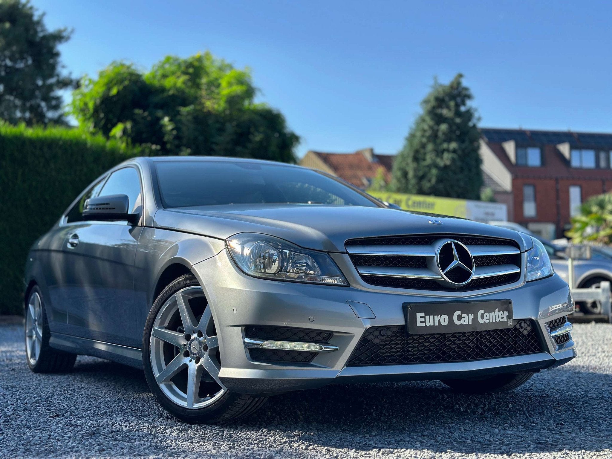 Mercedes-Benz C-Klasse 180 Coupé 1.6i AMG-Line Aut., Autos, Argent ou Gris, Achat, Euro 6, https://public.car-pass.be/vhr/13cf8043-fb73-4b2a-a3a3-c3d48b75918d