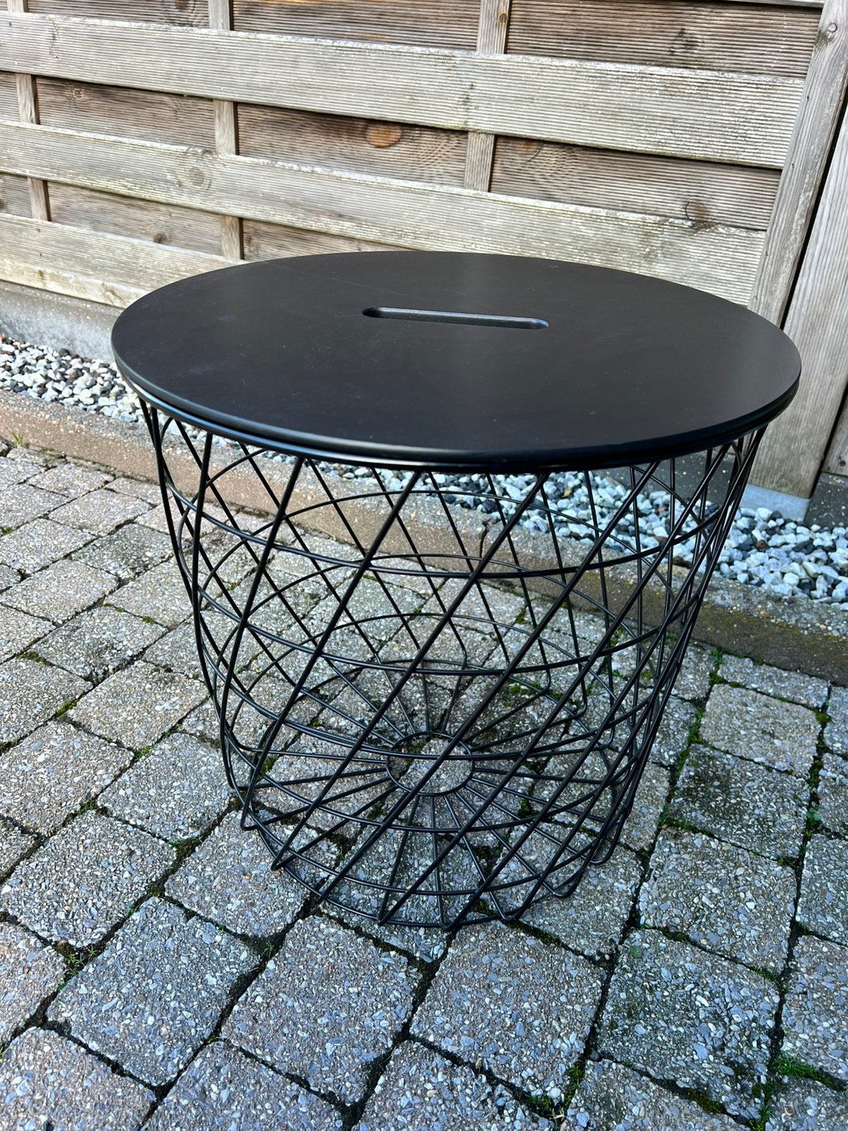 IKEA zwart tafeltje, Ophalen, Gebruikt, Rond, Minder dan 50 cm