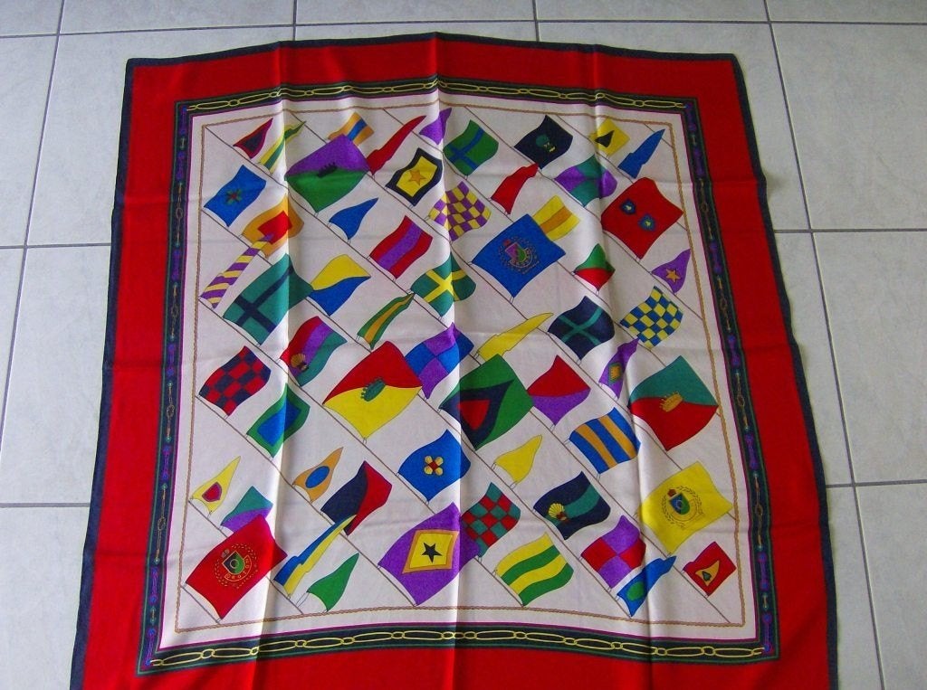 Zijden sjaal OROTON - 90 cm x 90 cm, Kleding | Dames, Mutsen, Sjaals en Handschoenen, Ophalen, Sjaal