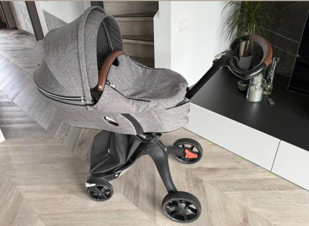 STOKKE reiswieg grey, Kinderen en Baby's, Ophalen