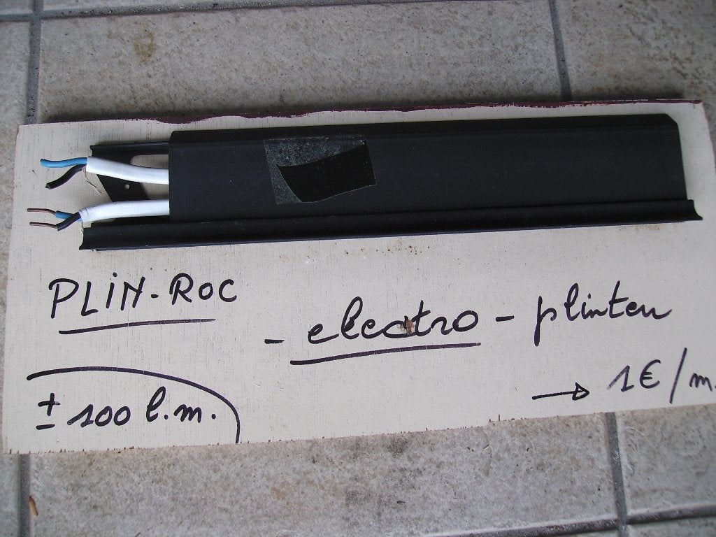 plinten pvc - electro, Ophalen, Kunststof, Nieuw, 250 cm of meer