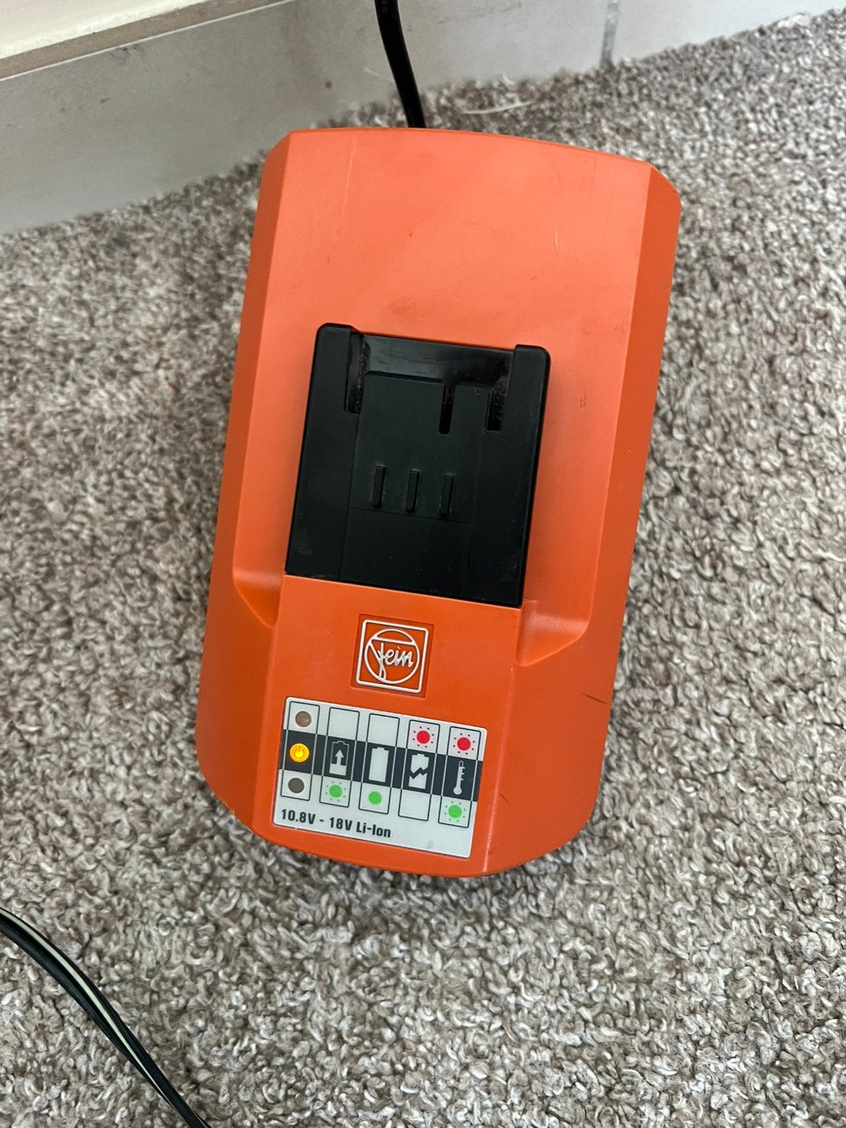 Chargeur Fein, Doe-het-zelf en Bouw, Ophalen, Zo goed als nieuw