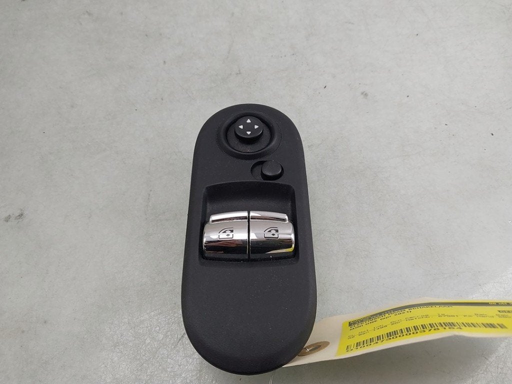 RAAMSCHAKELAAR Mini (F56) (|61319354852|9354852|935485201|), Gebruikt, Mini, Petuelring 130
80809  München, DE, Minikundenbetreuung@mini.de