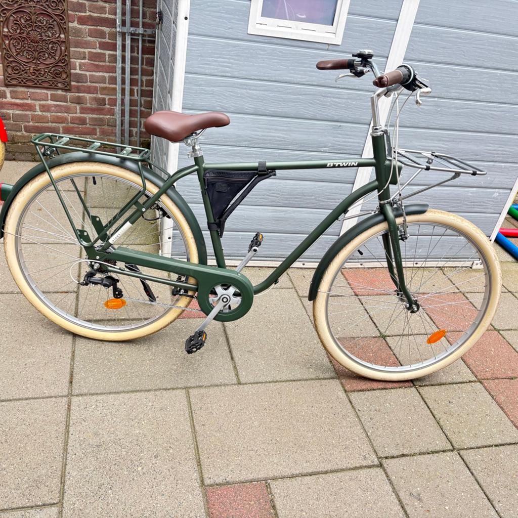 Hetenfiets b twin 28 inch 6 versnelling, Vélos & Vélomoteurs, Enlèvement, Comme neuf