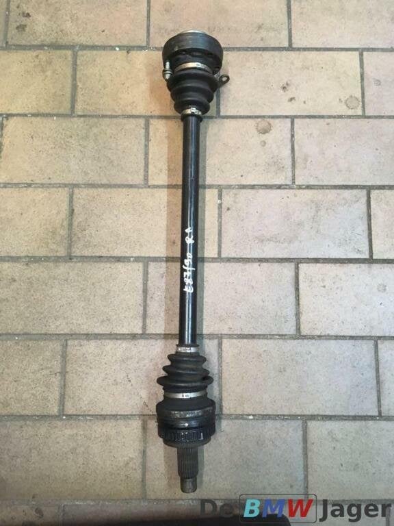 Aandrijfas BMW E81 E87 E88 E89 E90 E91 E92 E93 33217547074, Enlèvement ou Envoi, Utilisé, BMW, BMW