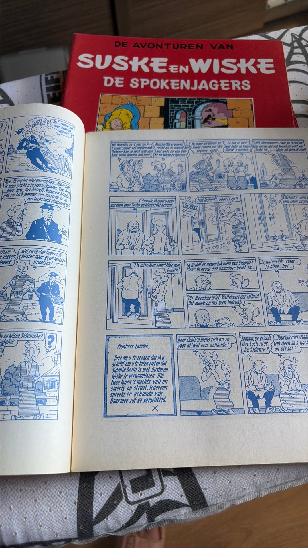 Suske en wiske stripverhalen in blauwe en rode inkt, Boeken, Stripverhalen, Meerdere stripboeken, Ophalen, Zo goed als nieuw