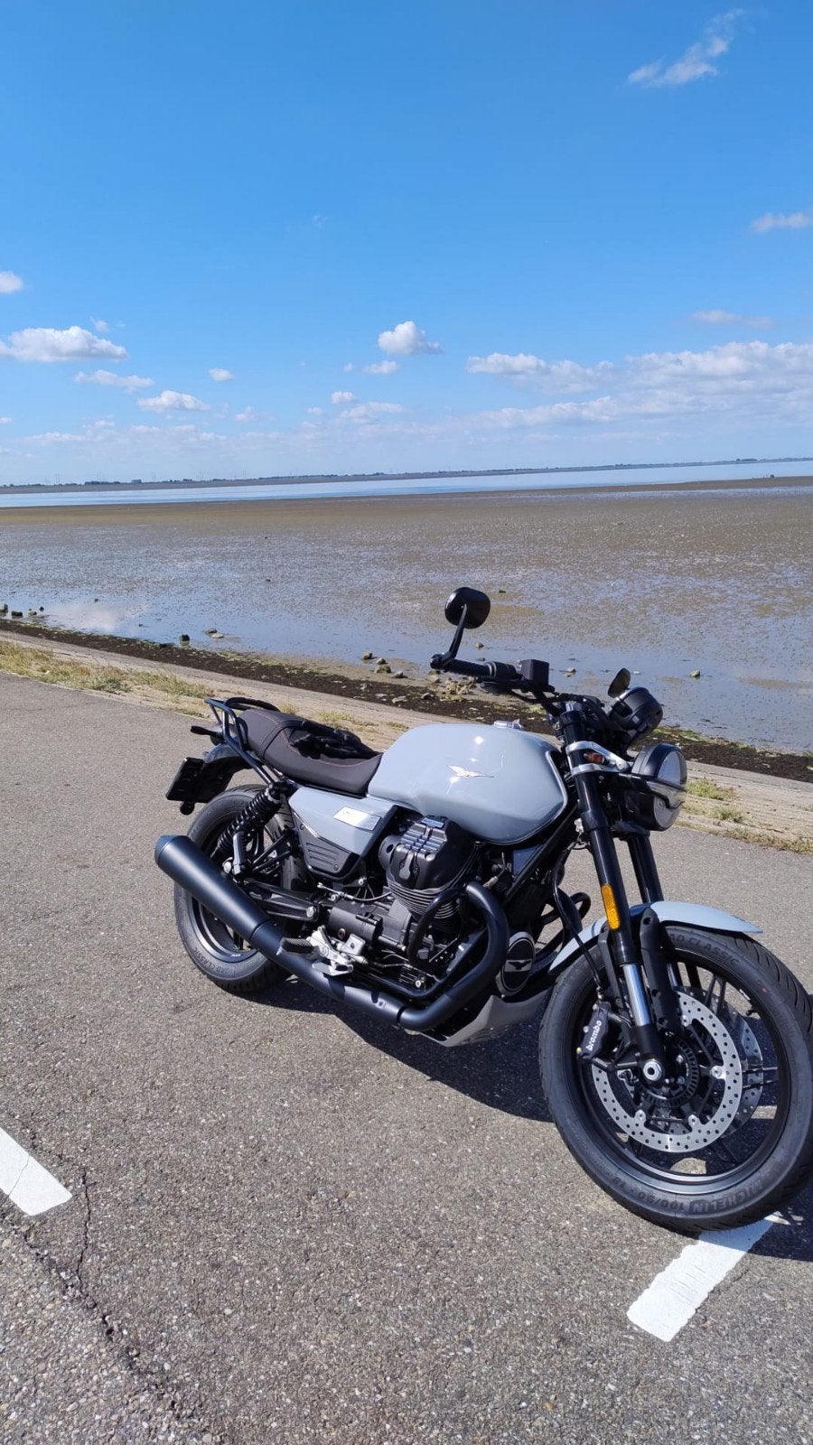 Moto Guzzi V7 Sport 2025, Motoren, Nieuw, Cruise Control, Sport, Particulier