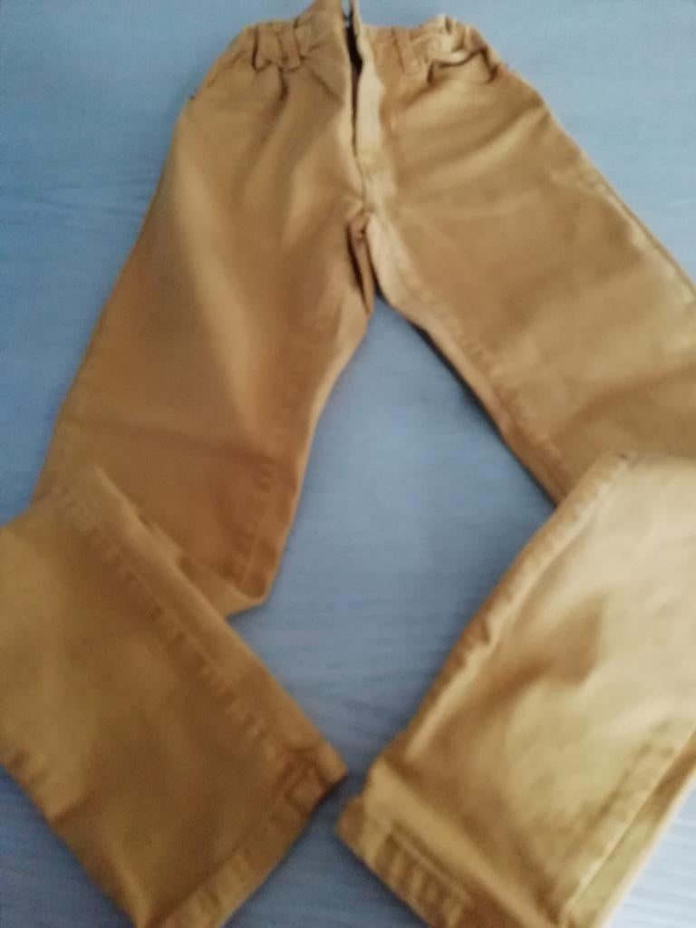 ZARA oker kleur broek maat 152, Enfants & Bébés, Vêtements enfant | Taille 152, Pantalon, Enlèvement ou Envoi, Comme neuf, Zara